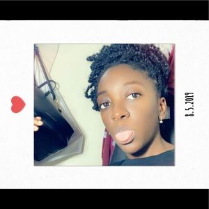 Meet your Posher, Talia